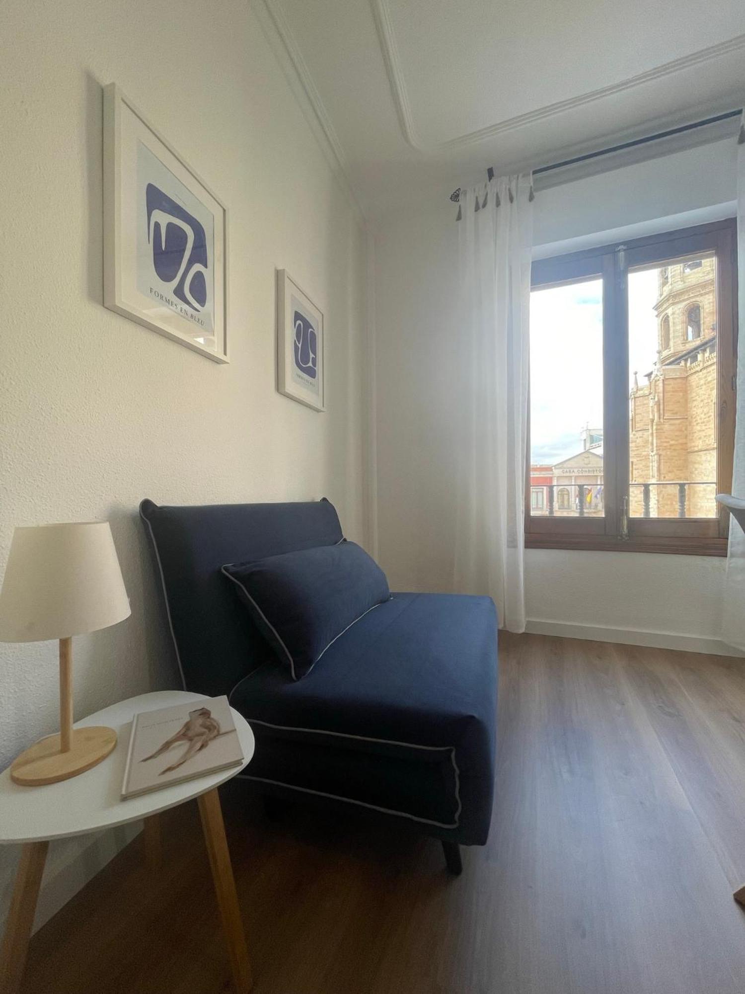 Apartamento Blanco Y Anil Plaza Valdepeñas Exterior foto