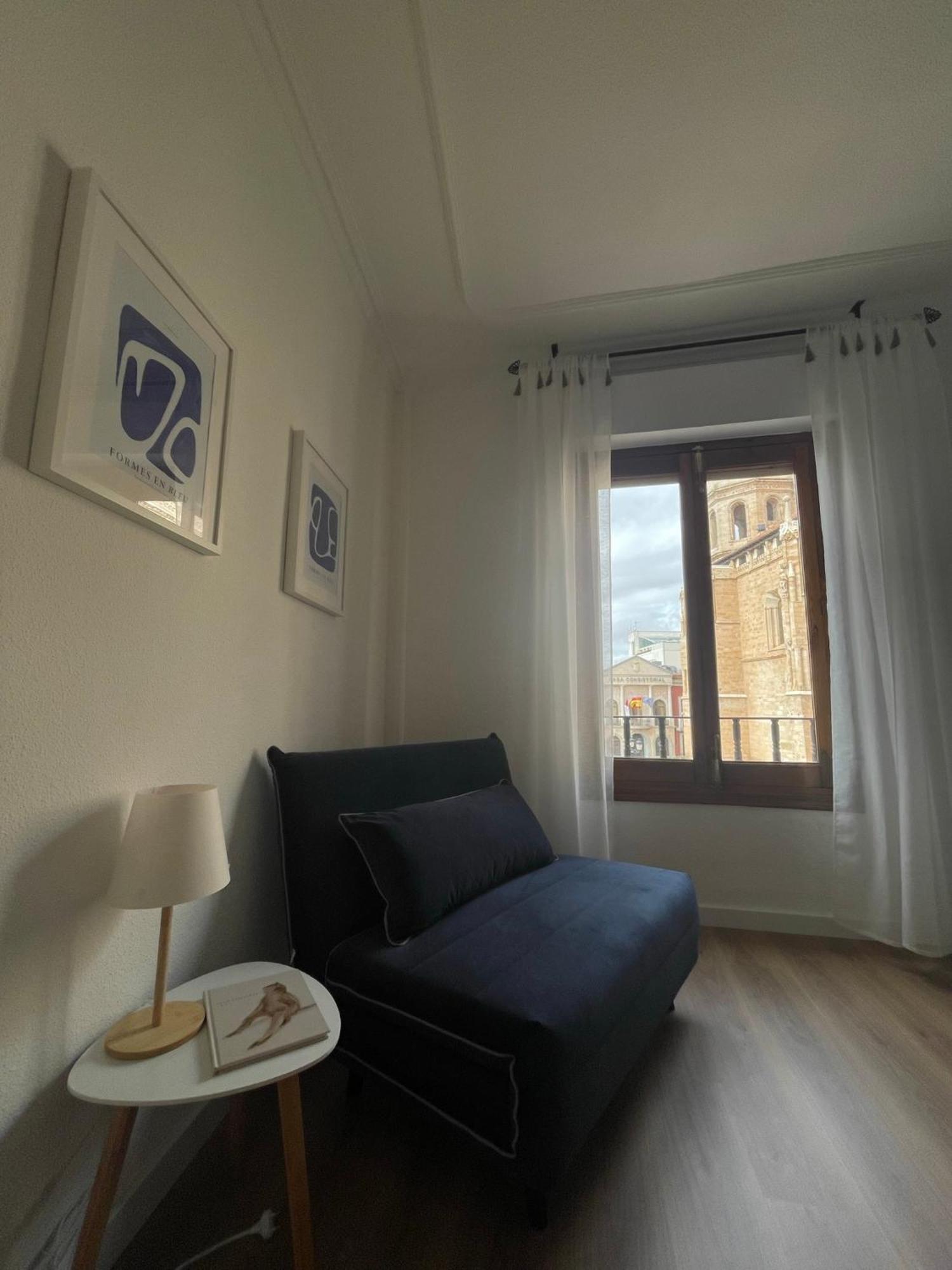 Apartamento Blanco Y Anil Plaza Valdepeñas Exterior foto